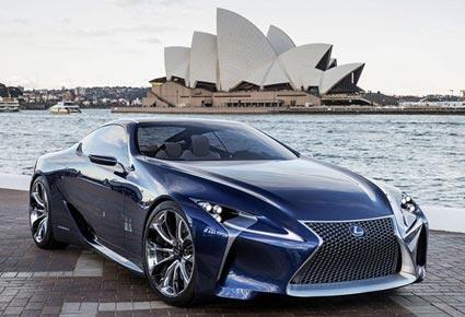 ليكزوس تكشف عن سيارة LF-LC Blue الرياضية